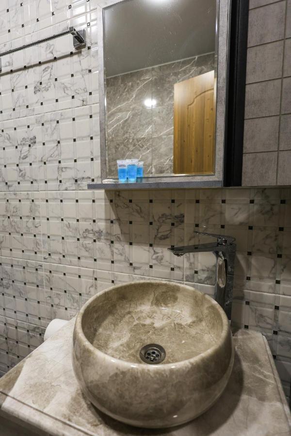 Hotel Heaven Hill Kazbegi Exterior foto